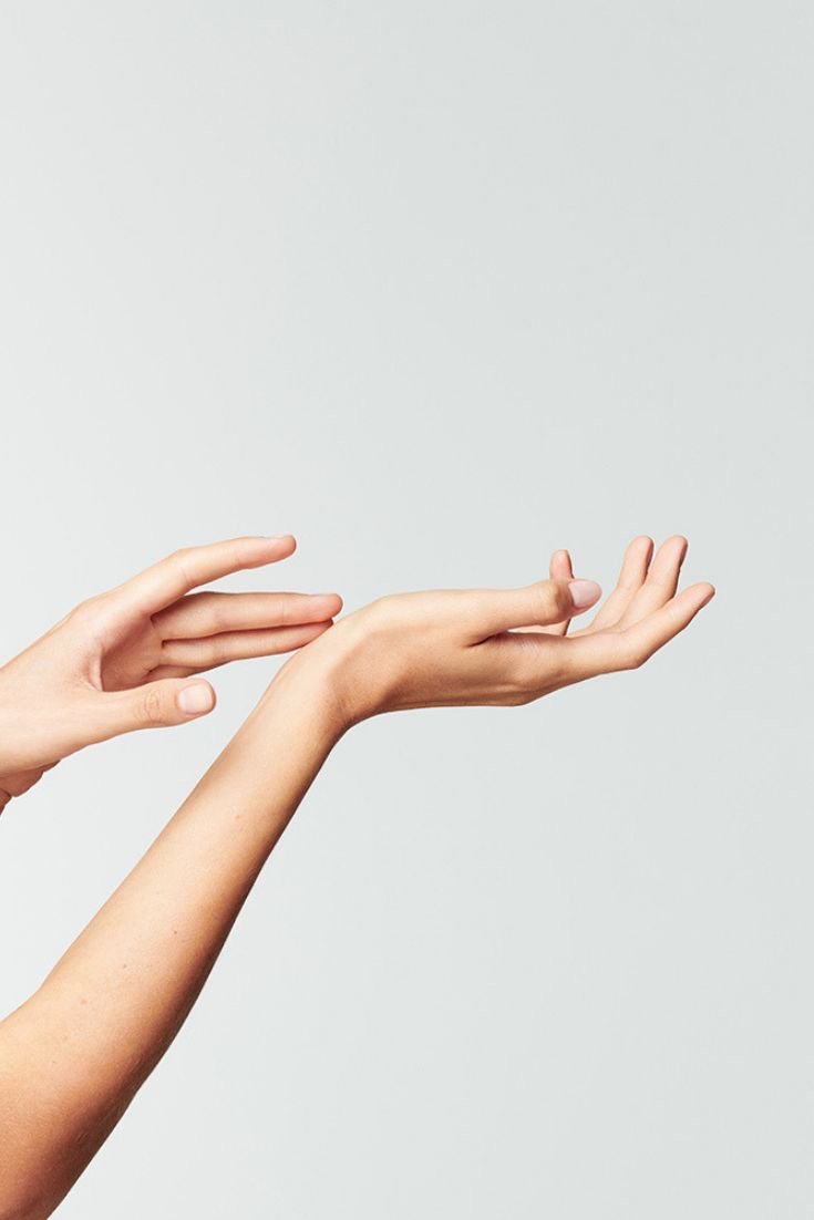 Женская рука