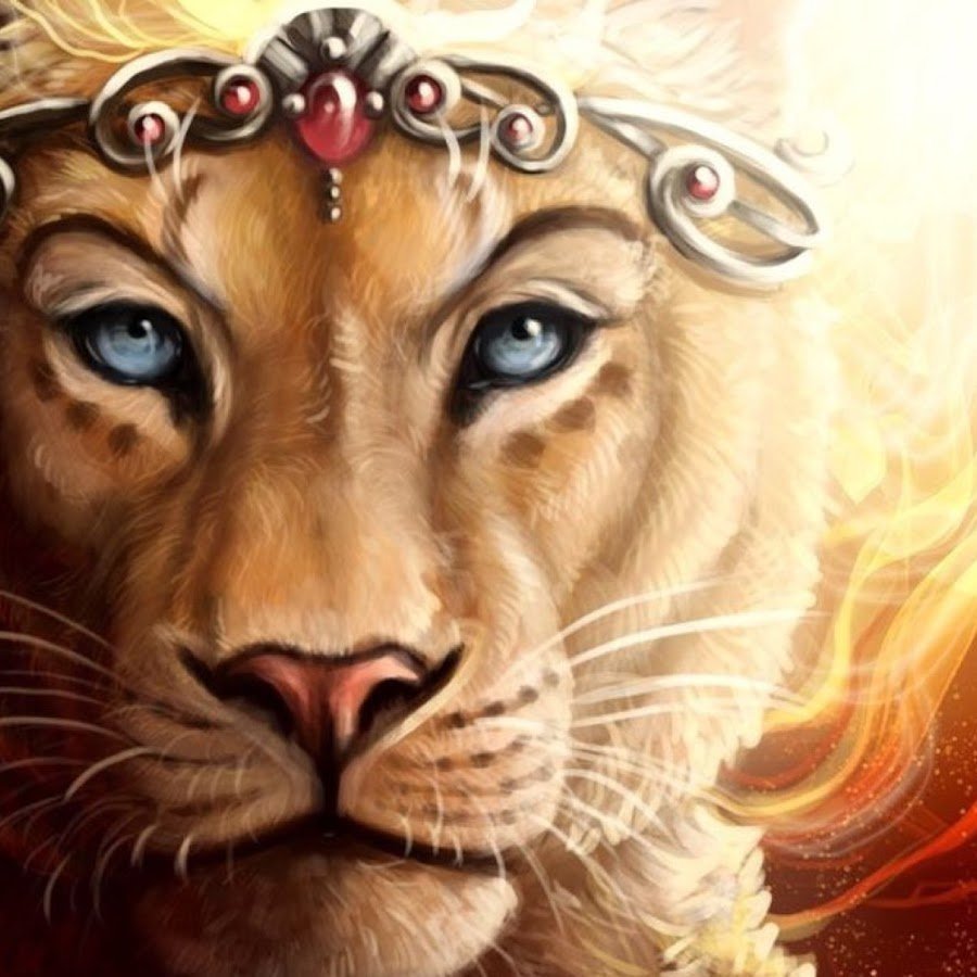 Тату львица с короной