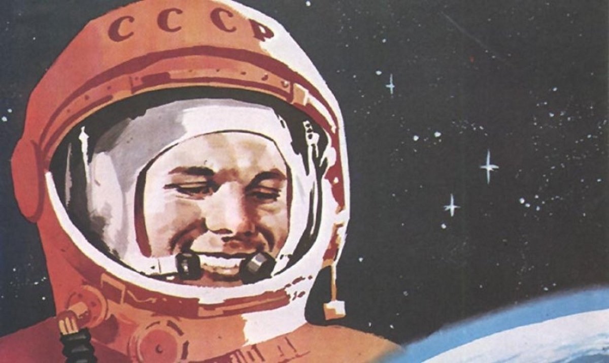 Советские плакаты космонавтика