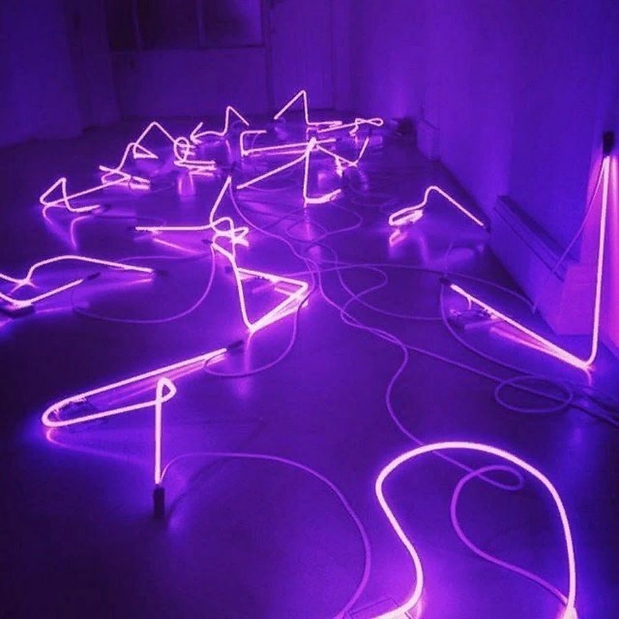 Фиолетовый неон