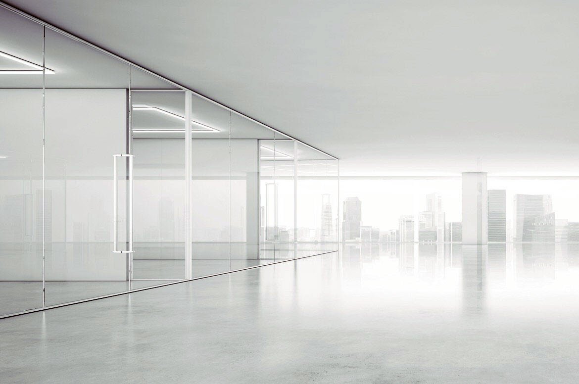 Офис на белом фоне