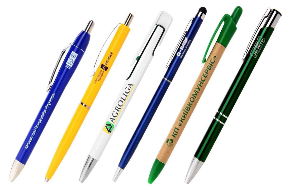 Красивая канцелярия для школы