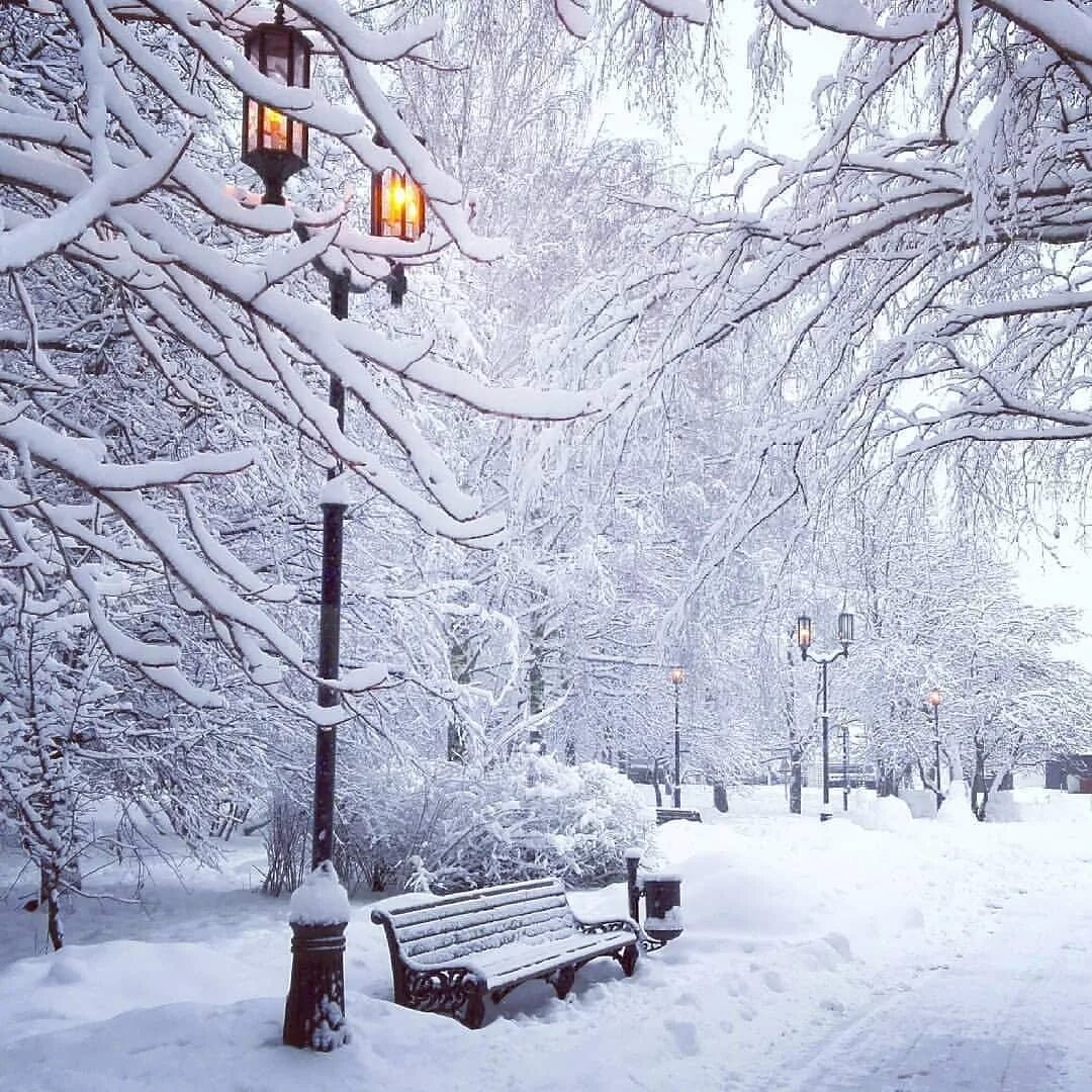 Снегопад зимой