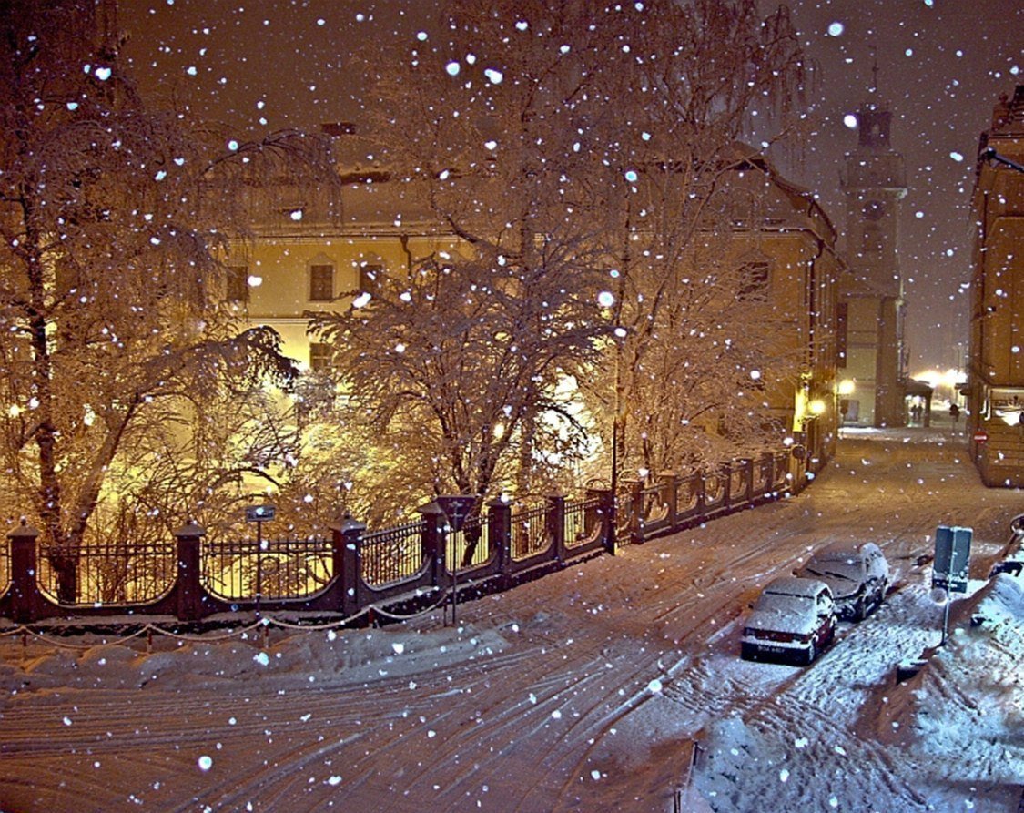 Снегопад зимой