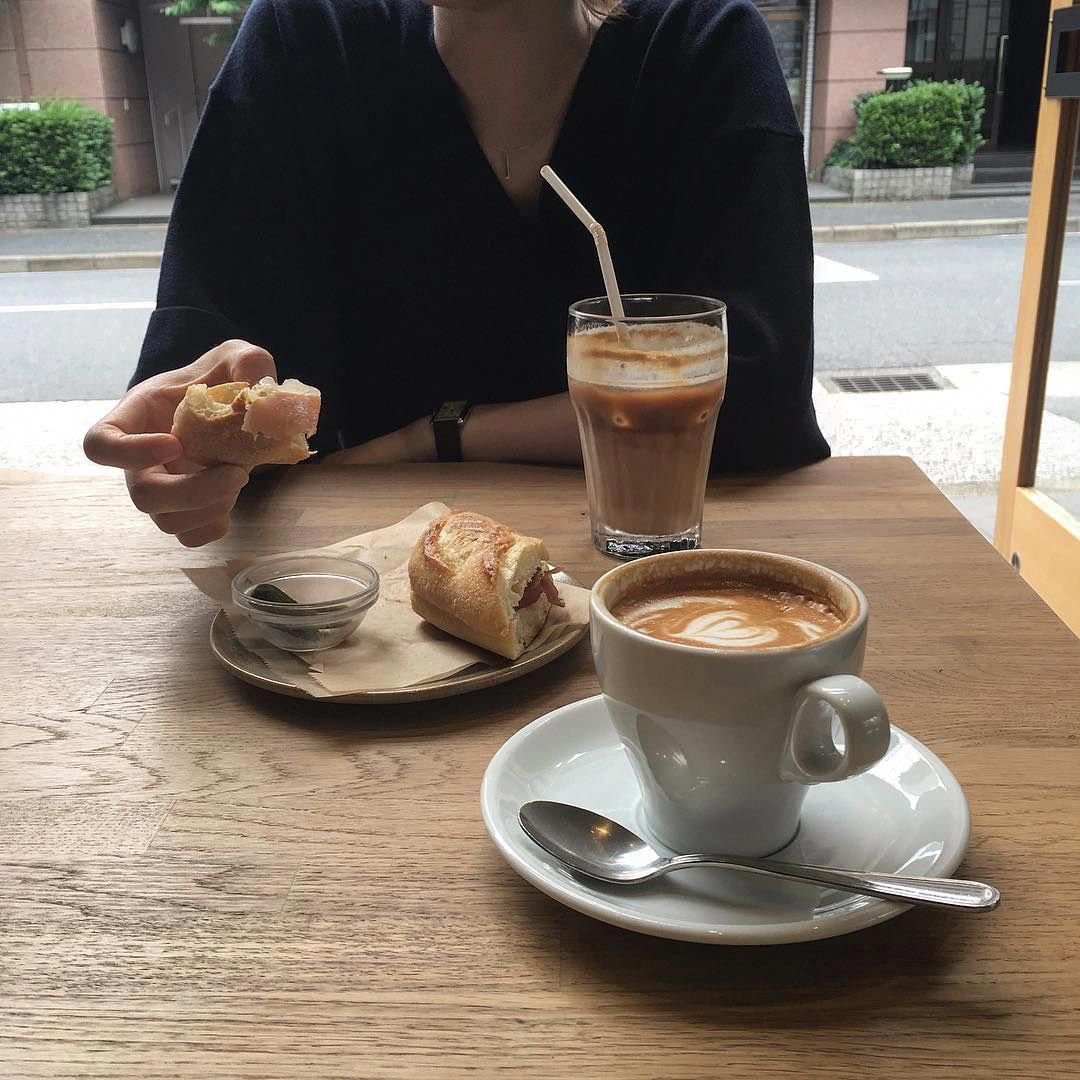 Кофе в кафе