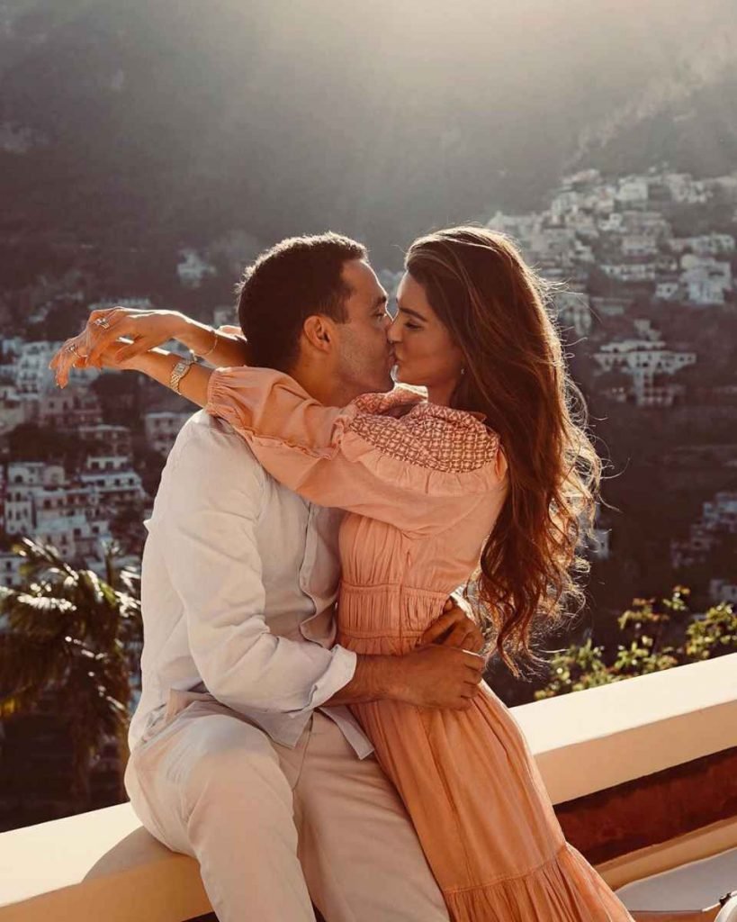 День объятий