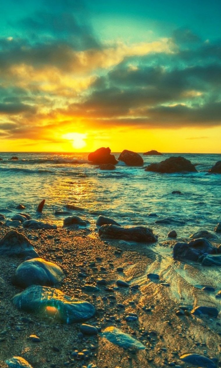 Красивое море вертикально