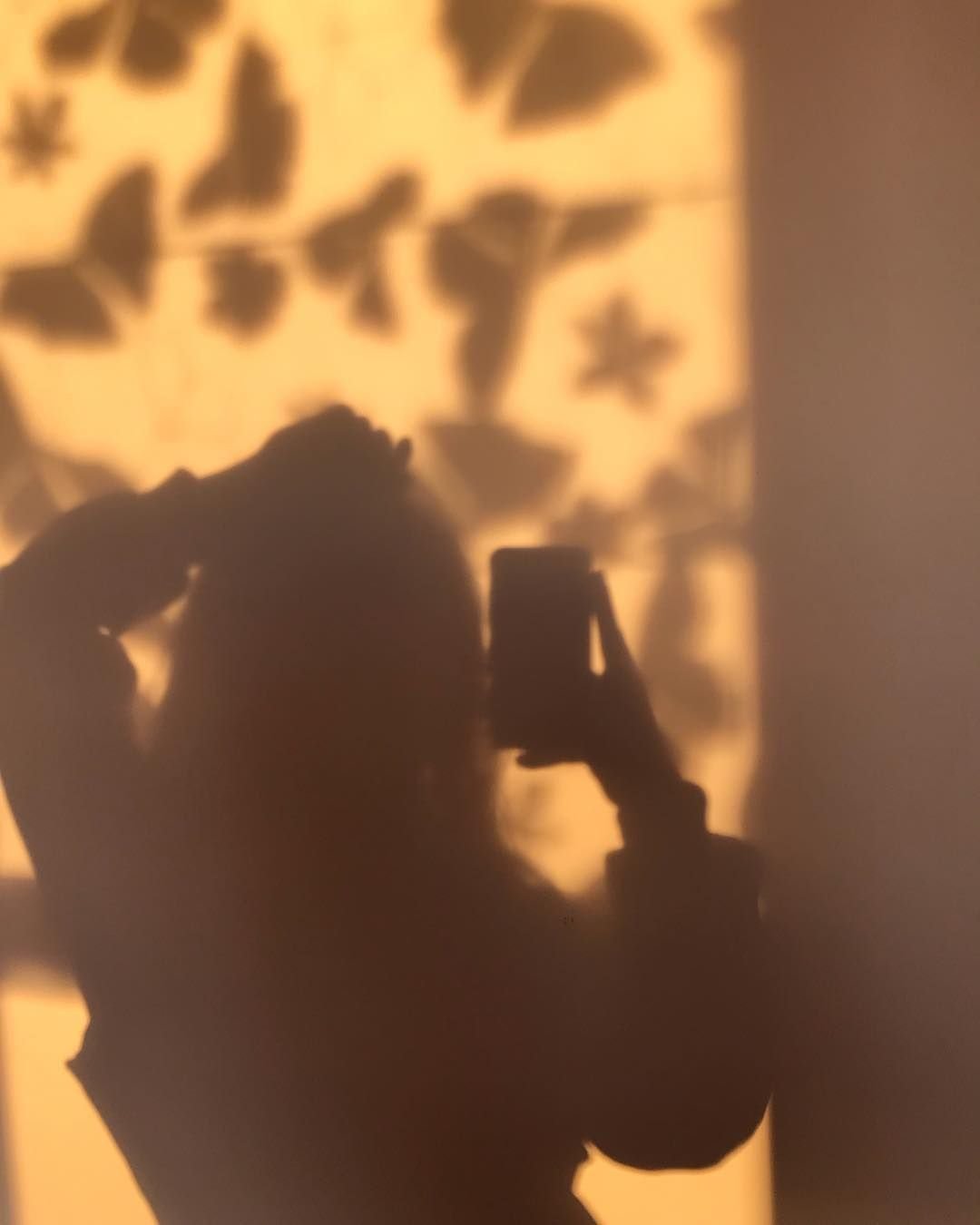 Фотосессия в тени девушка