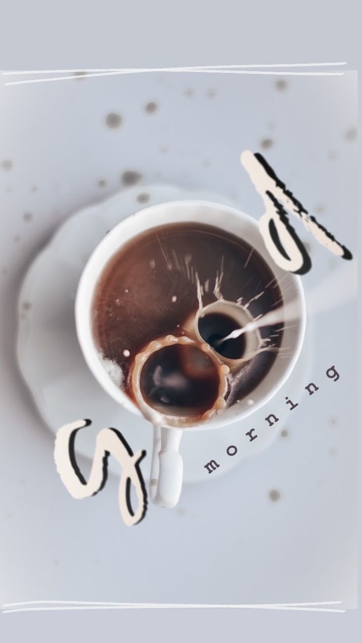 Нежные цветы и кофе