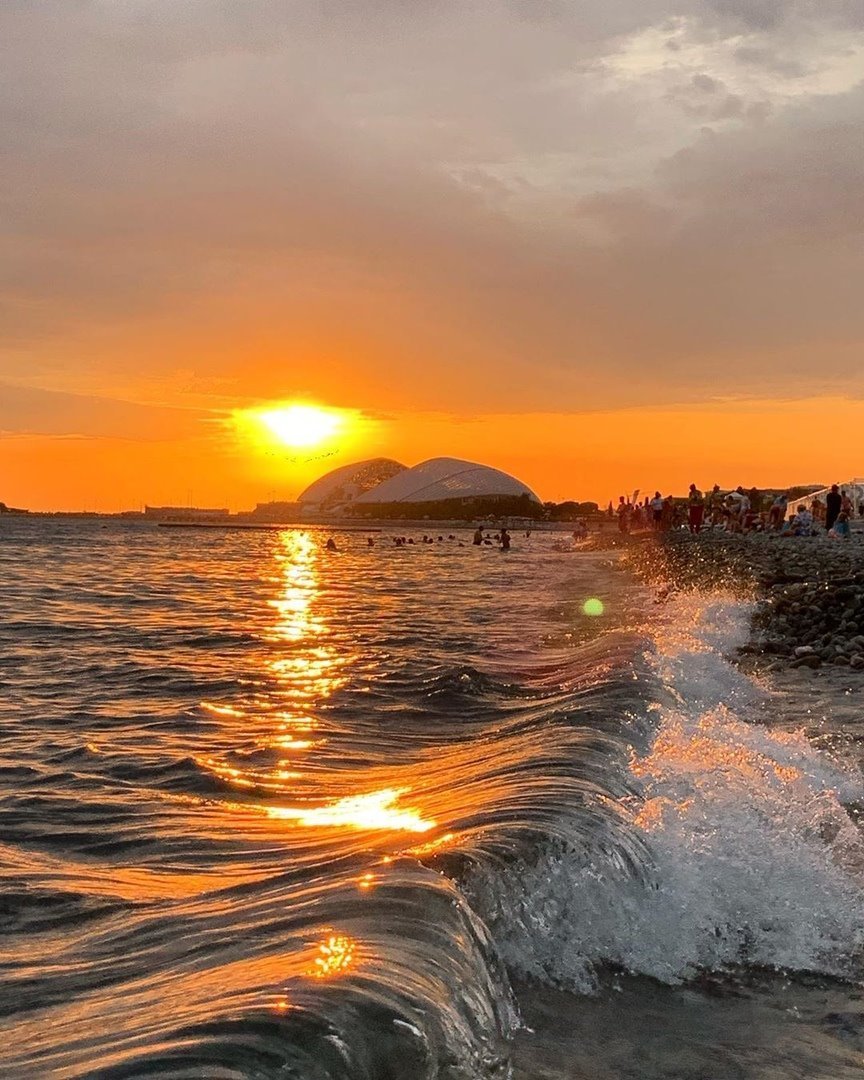 Черное море Адлер