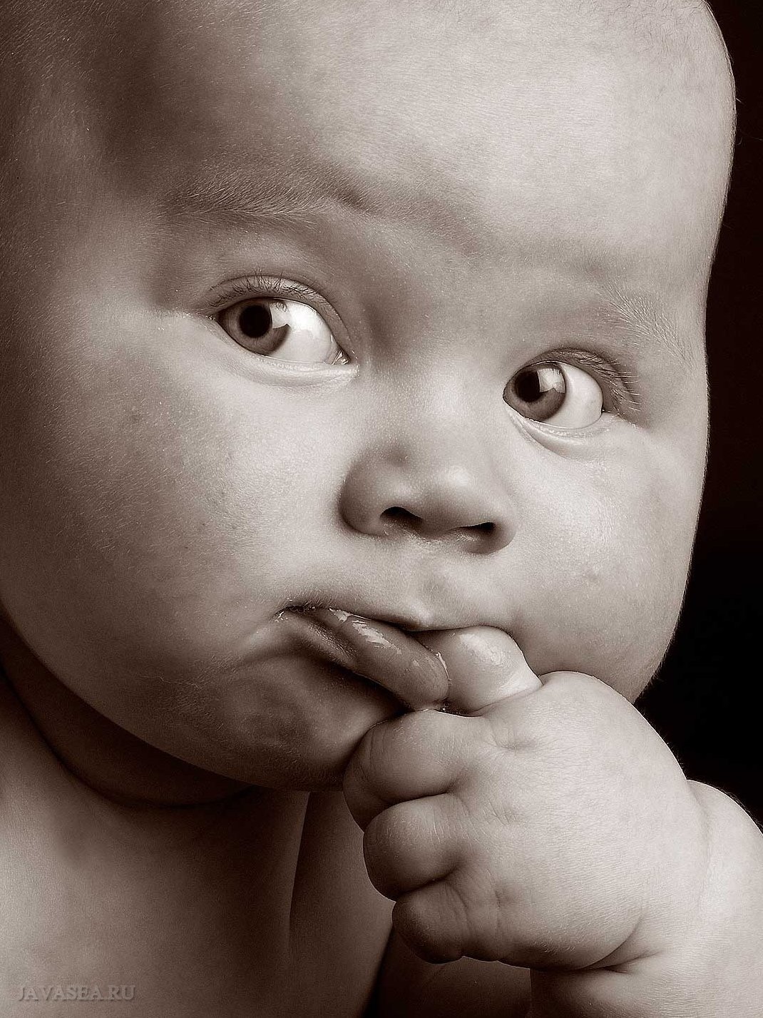 Малыш задумался