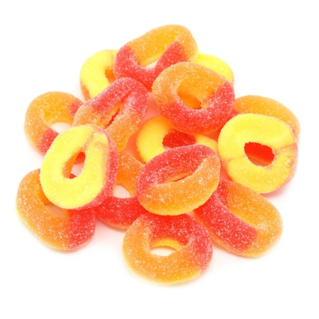 Сладкие конфеты в упаковке