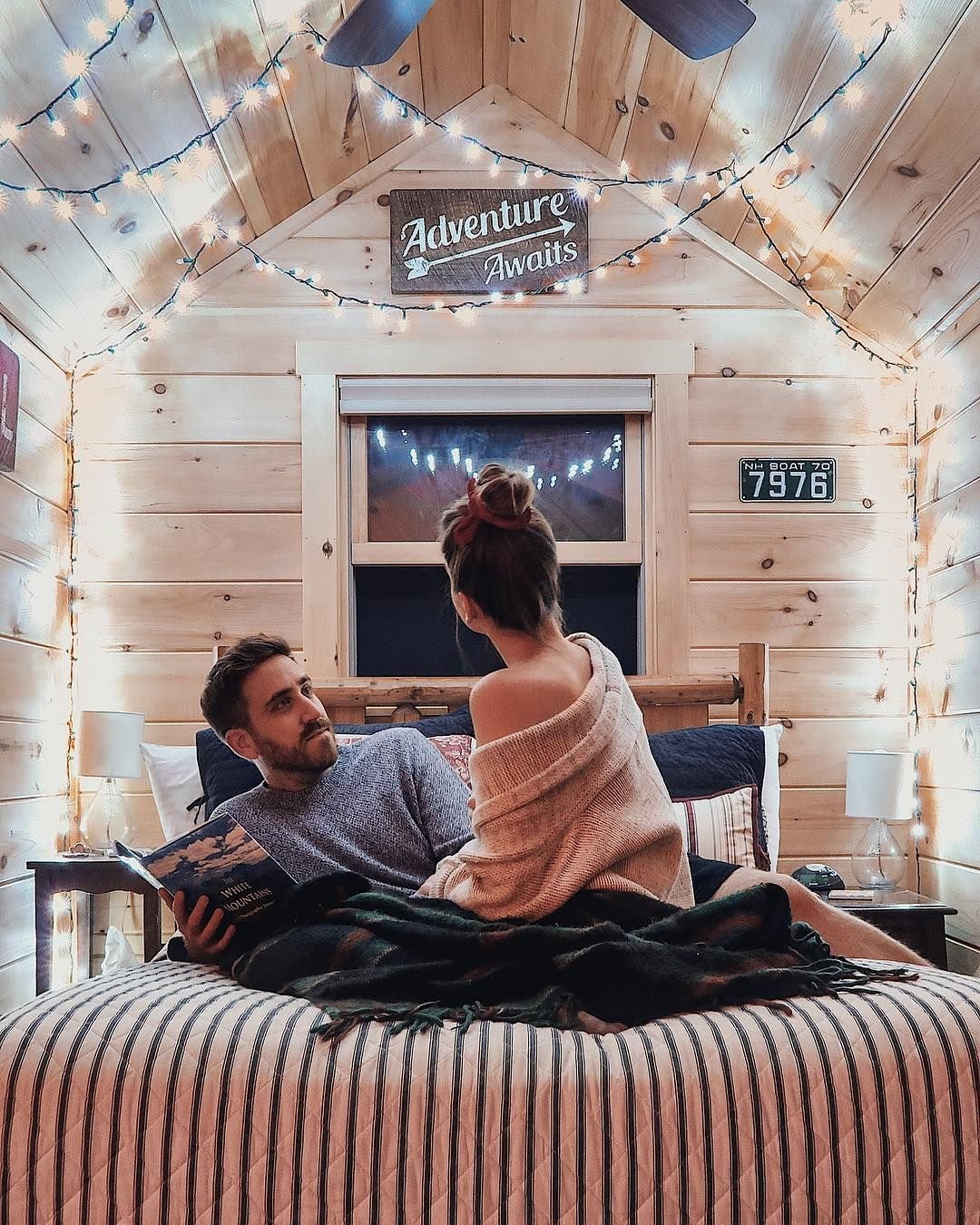 Домик и парочка