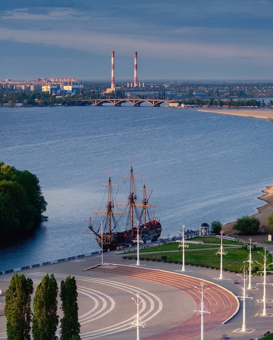 Адмиралтейская набережная Воронеж