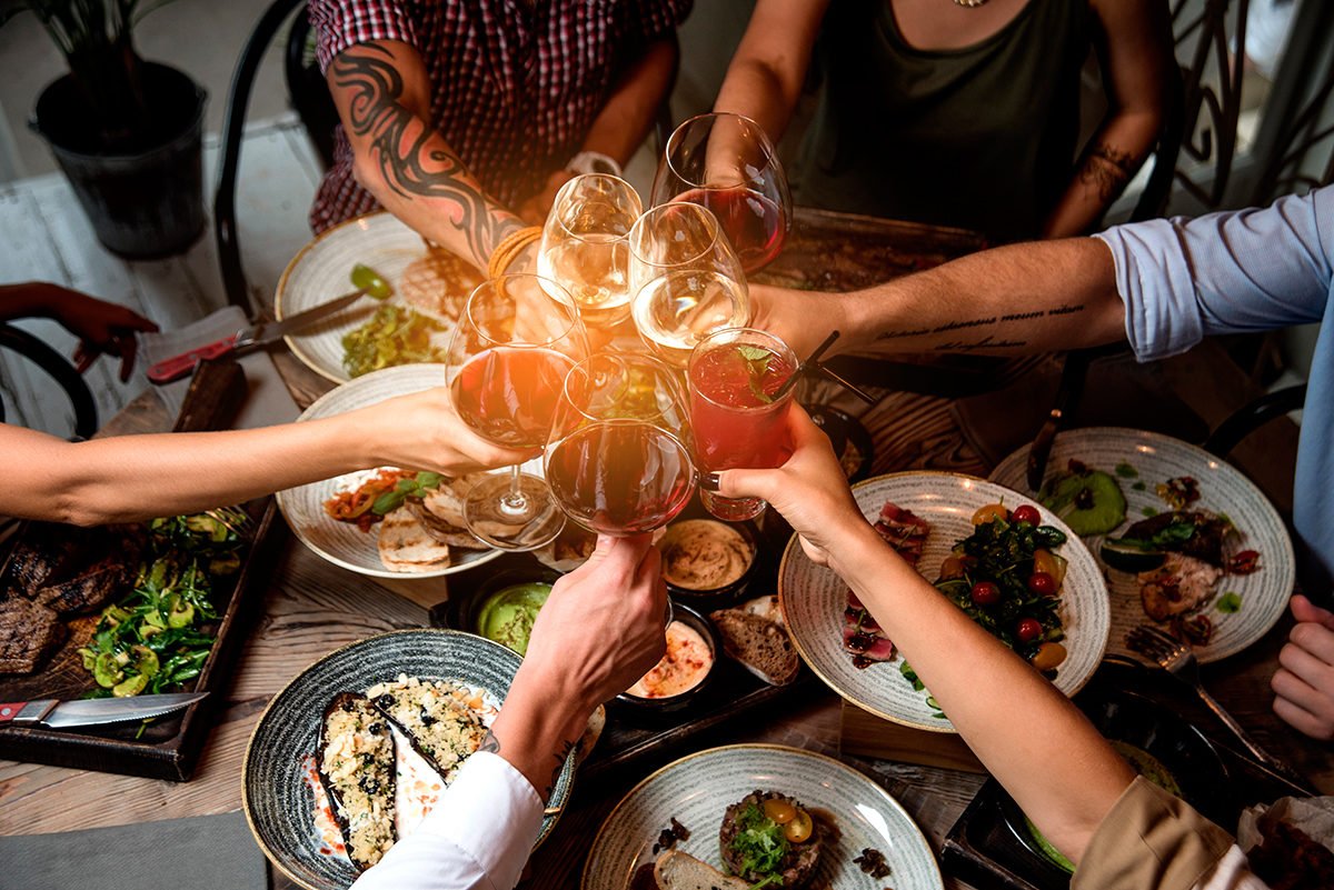 Ресторанное застолье