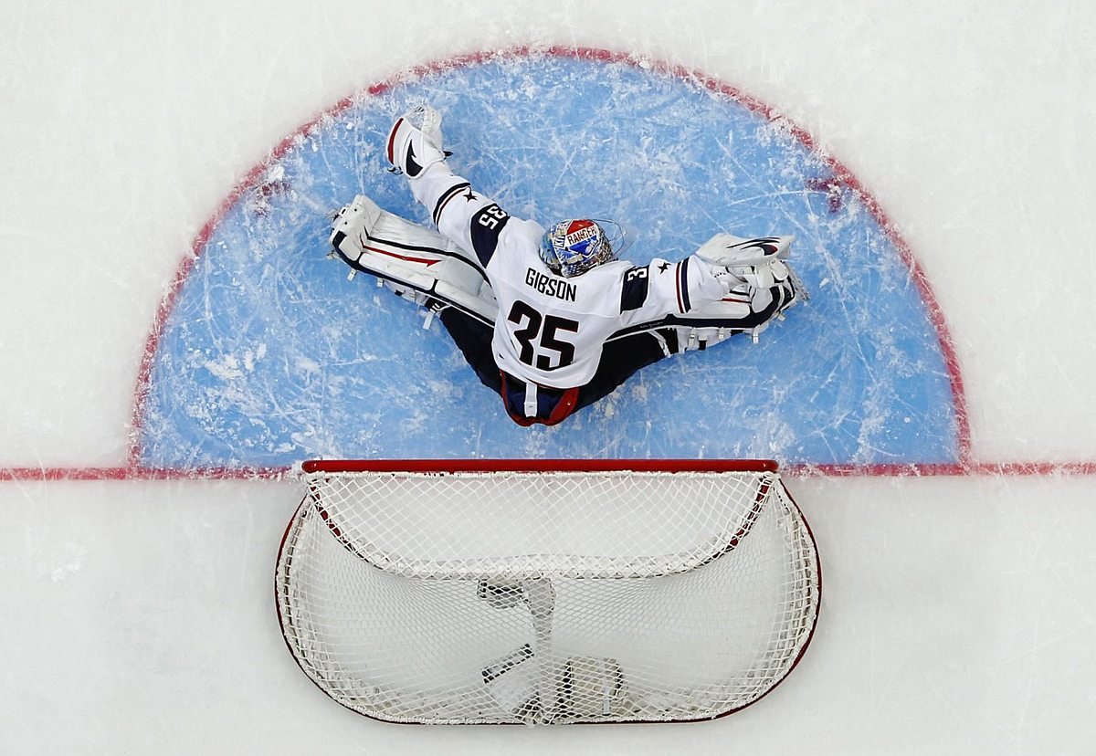 Хоккейные картинки из бисера