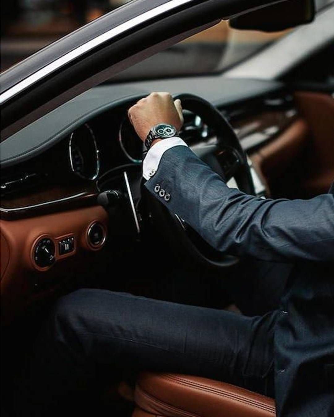 Успешный мужчина