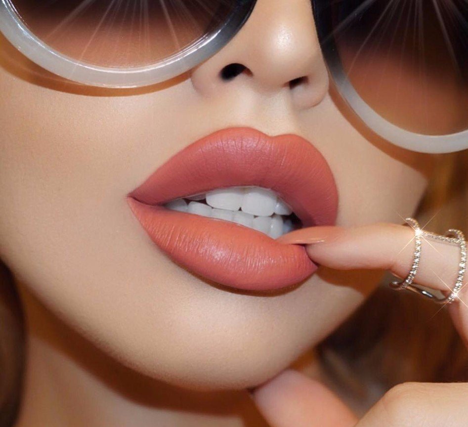 Соблазнительные губы