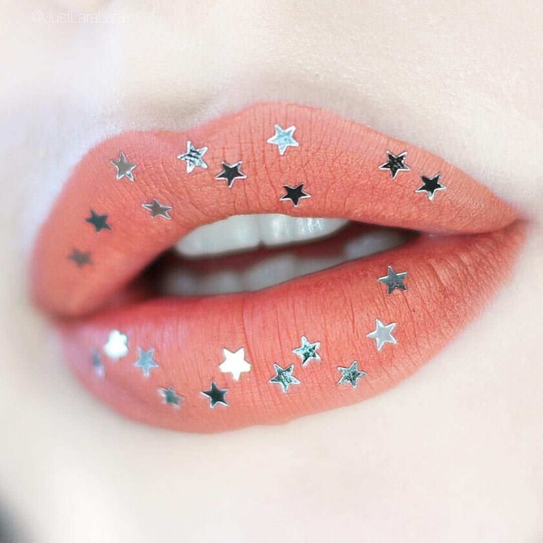 Необычный макияж губ