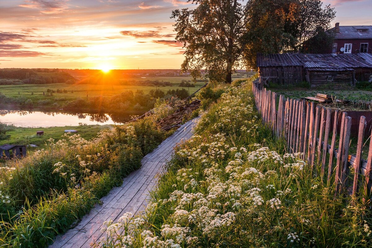 Рассвет в деревне