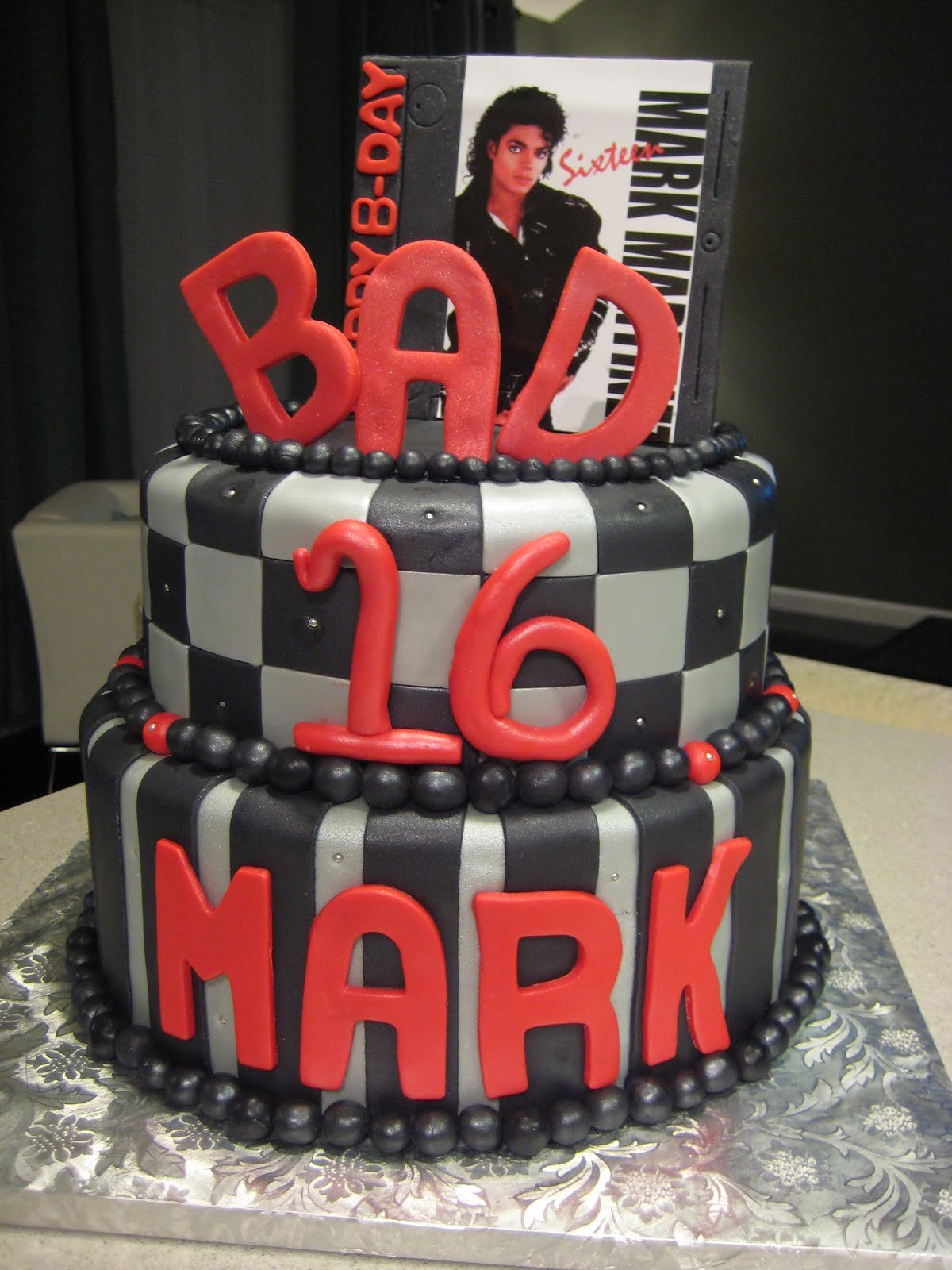 Торт Майкл Джексон с Майклом Джексоном