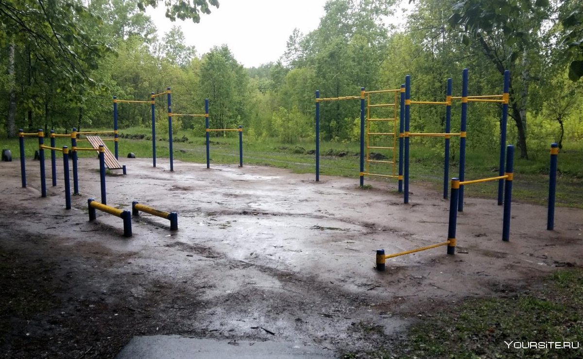 Спортивная площадка
