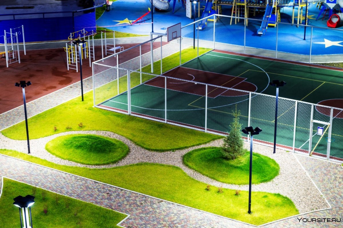 Многофункциональная спортивная площадка