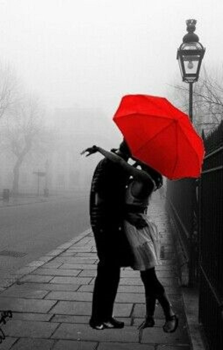 Красный зонтик