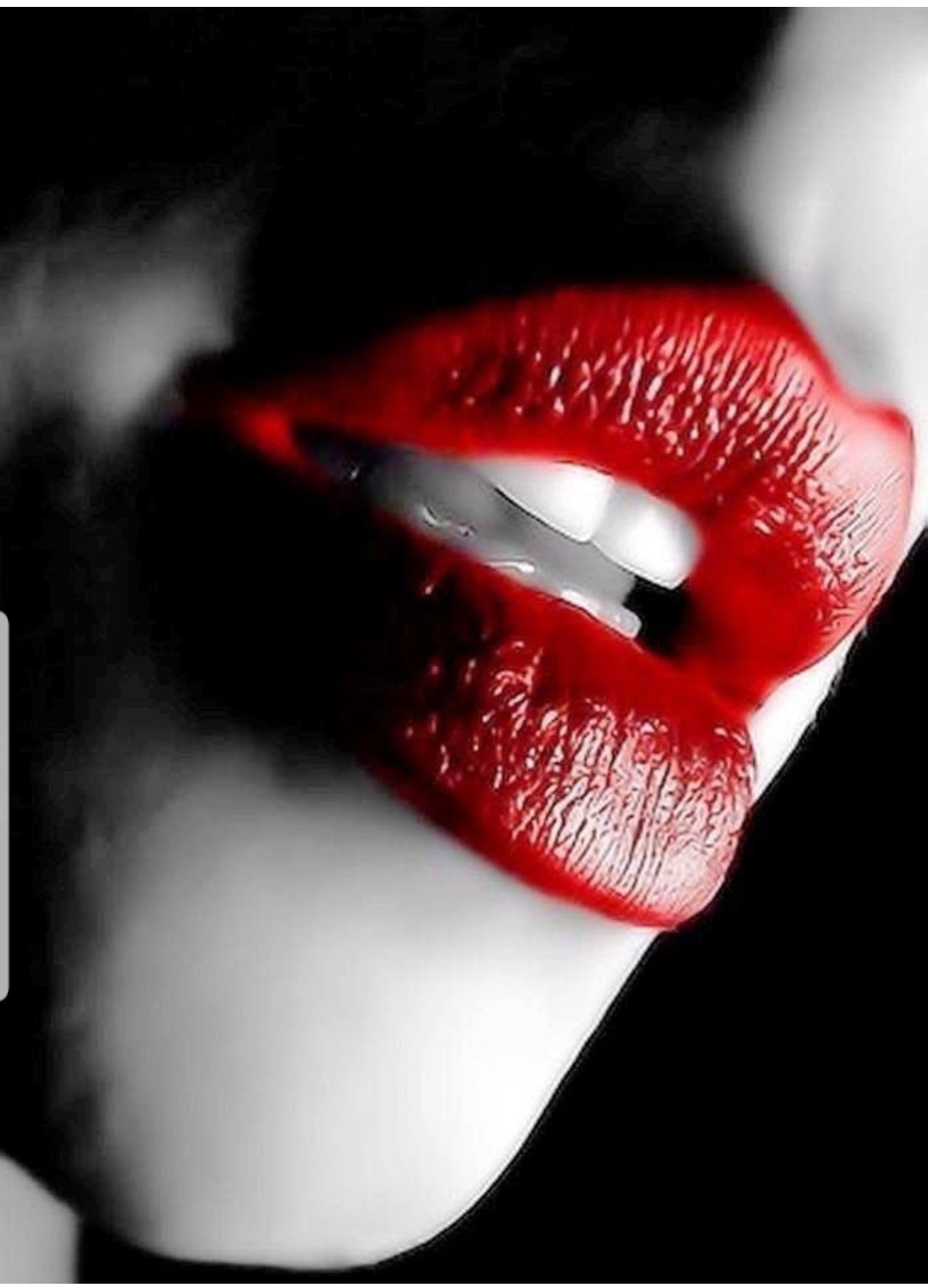 Красивые губы девушек