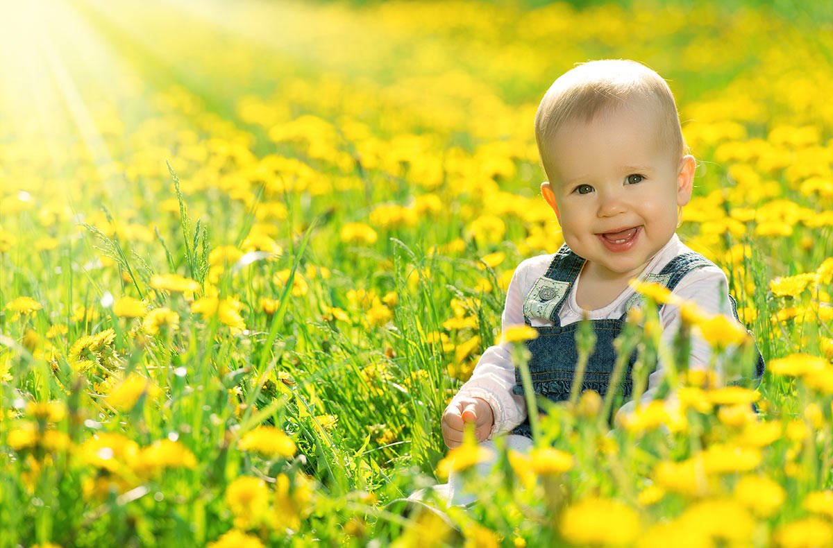 Детская фотосессия в желто-зеленом цвете