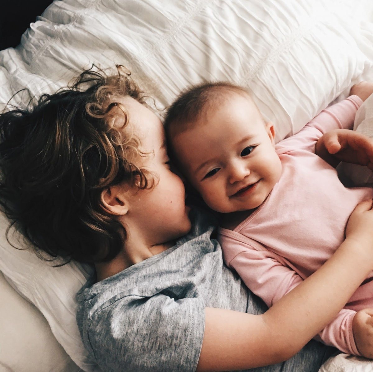 Мама с двумя детьми фотосессия