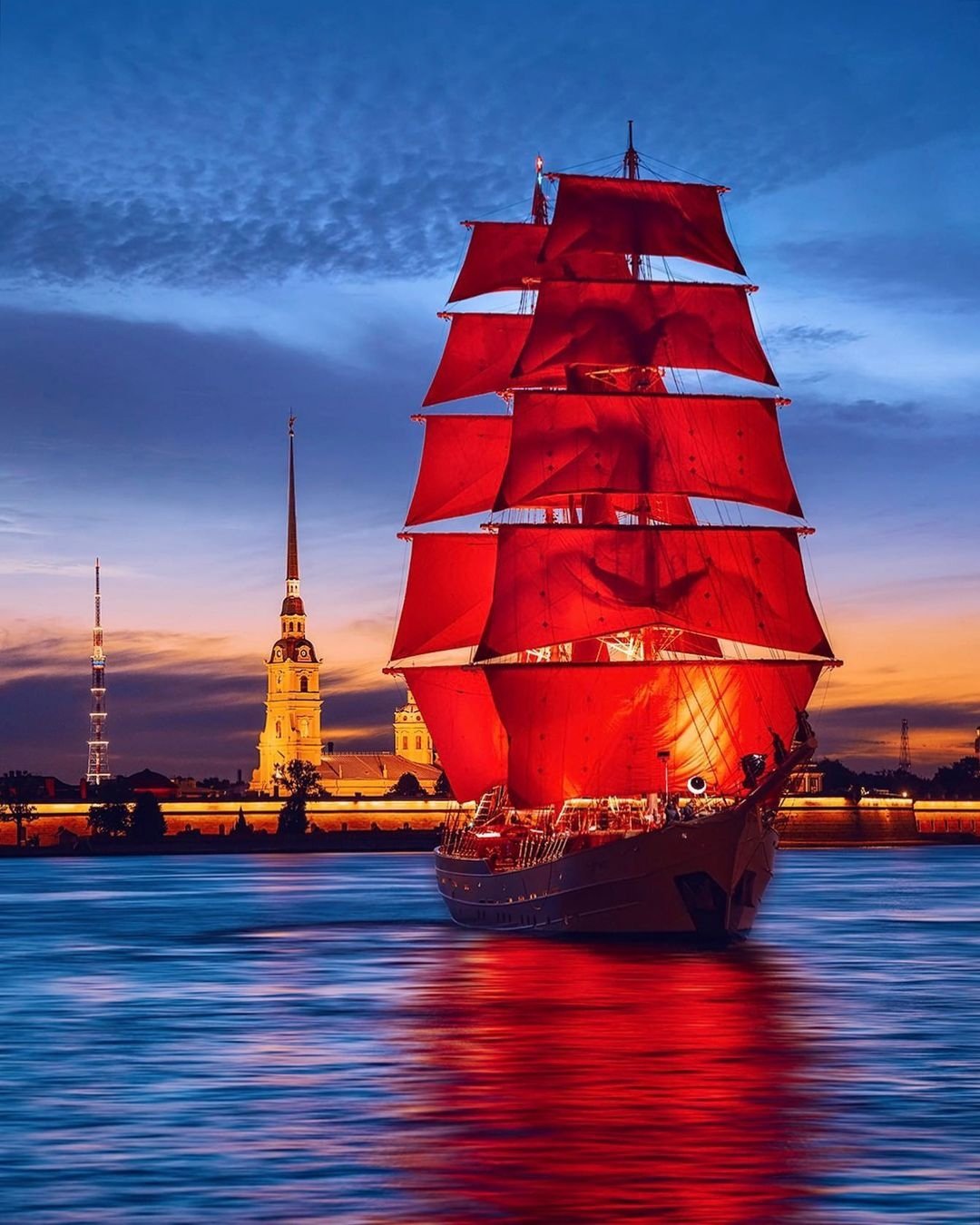 Праздник Алые паруса в Санкт-Петербурге