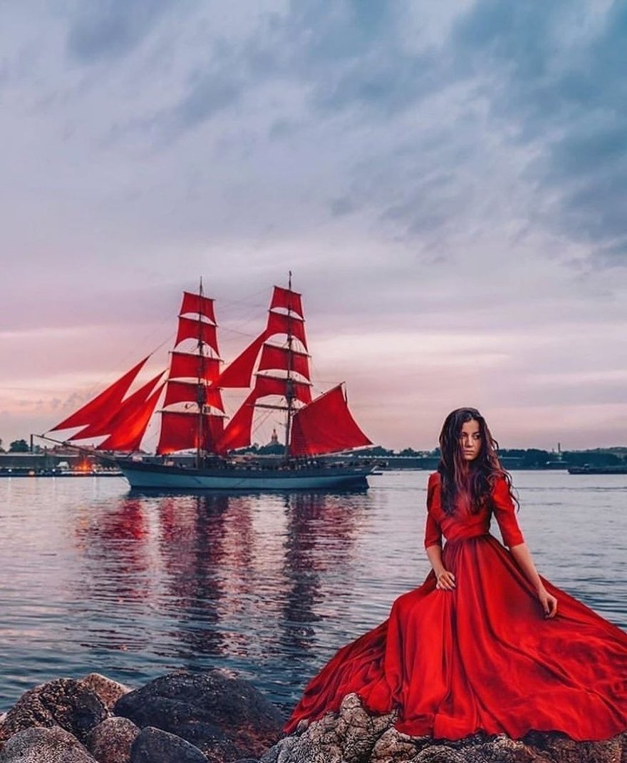 Корабль с алыми парусами и Ассоль