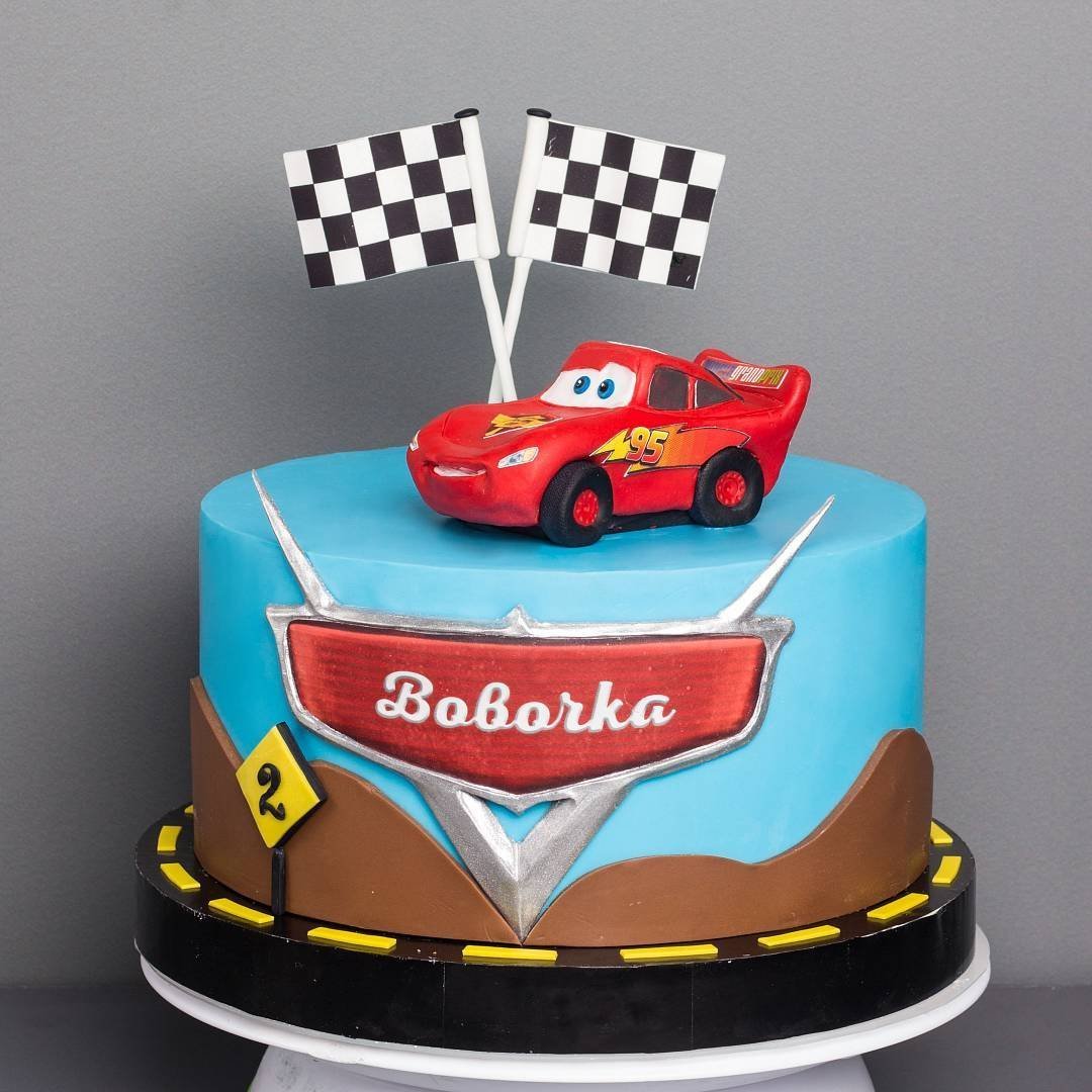 Торт молния Маккуин с фотопечатью