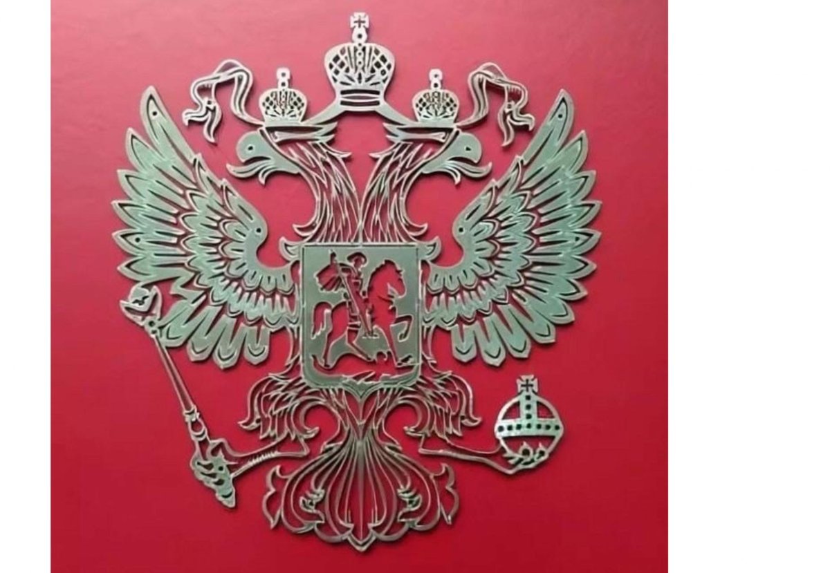 Герб на черном фоне