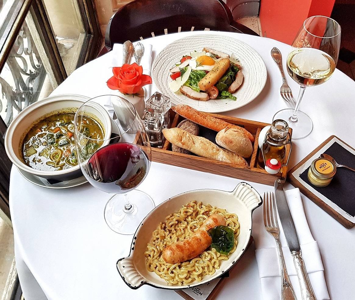 Обед в шикарном ресторане