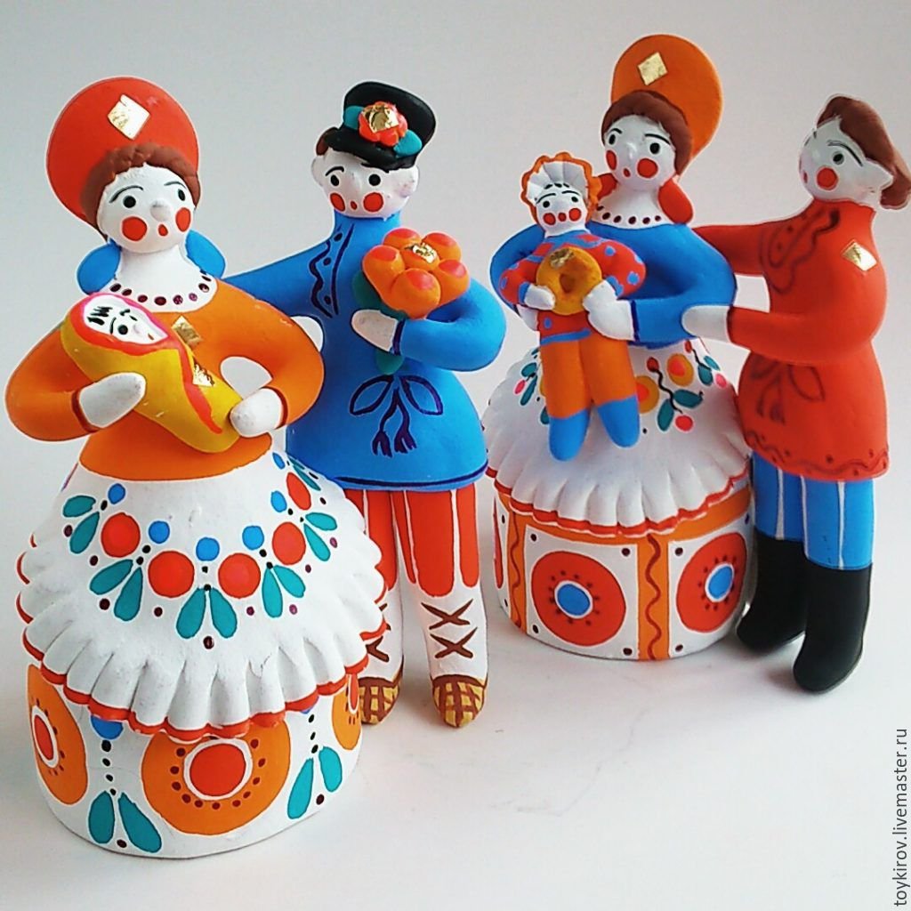 Семеновская Хохломская роспись Матрешка