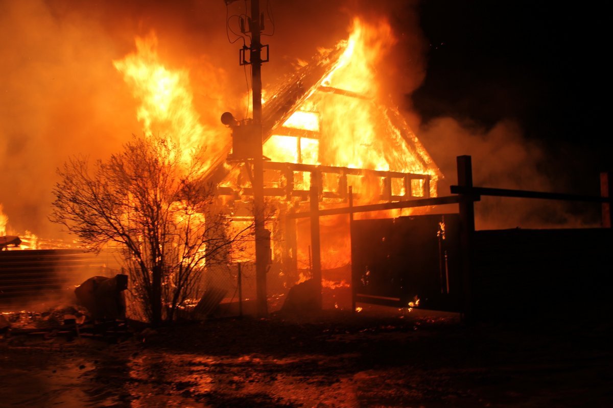 Пожар в избе