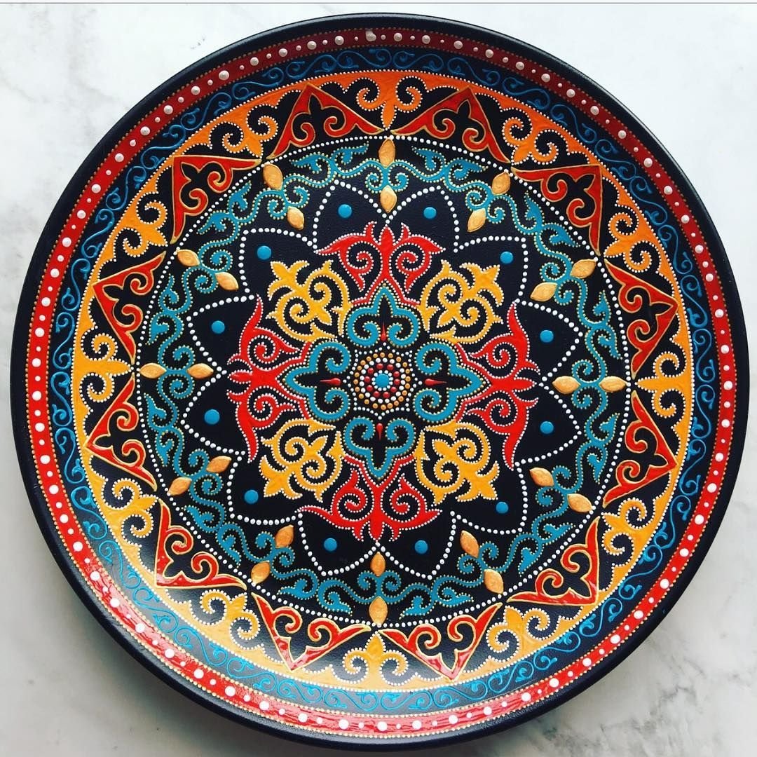 Узоры на тарелках