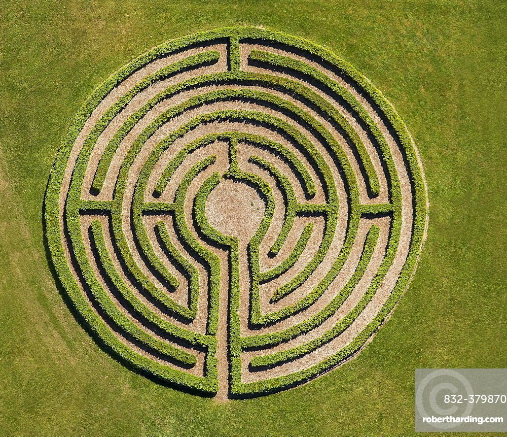 Лабиринт настоящий