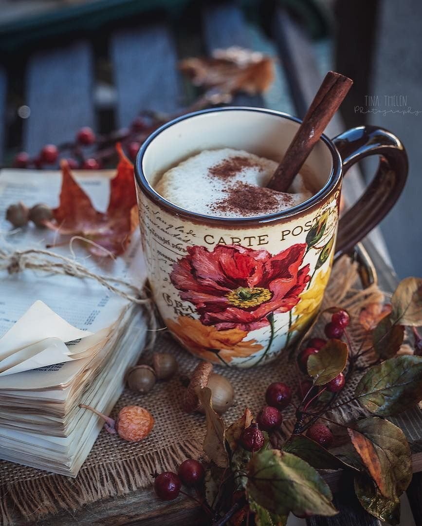 Стильное осеннее утро