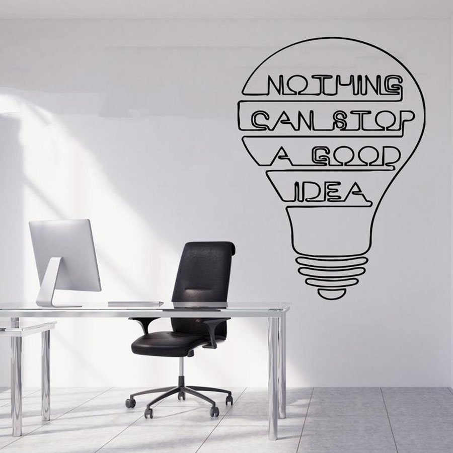 Надписи на стенах в офисе