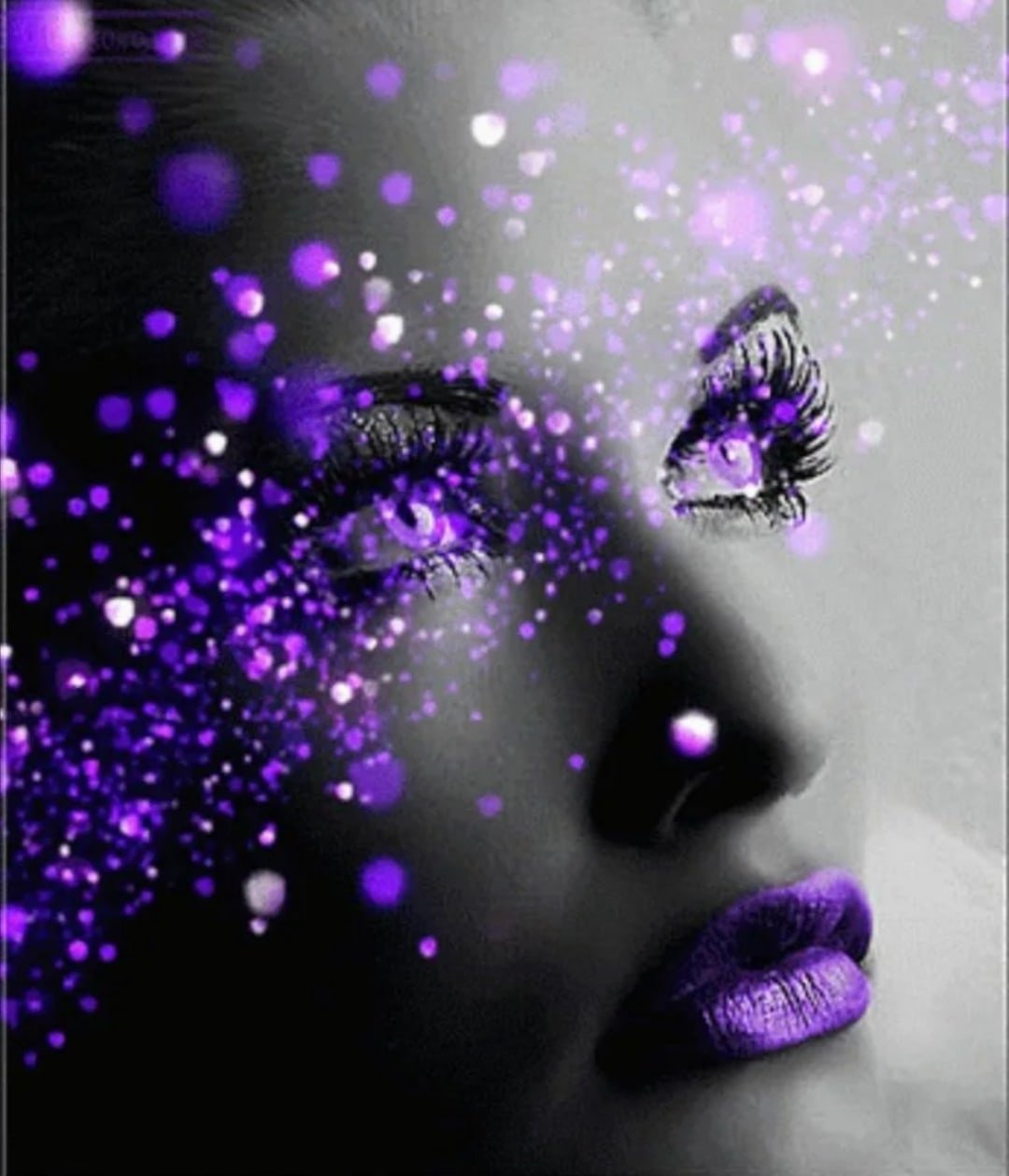 Аватар в темно фиолетовых тонах