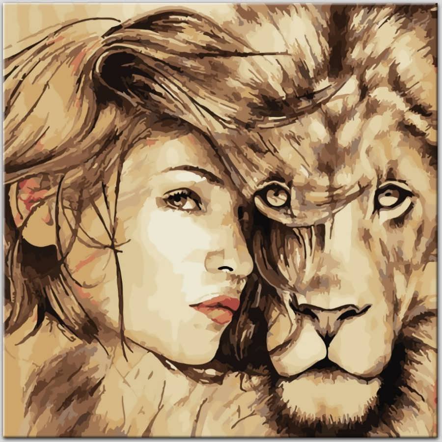 Девушка обнимает Льва