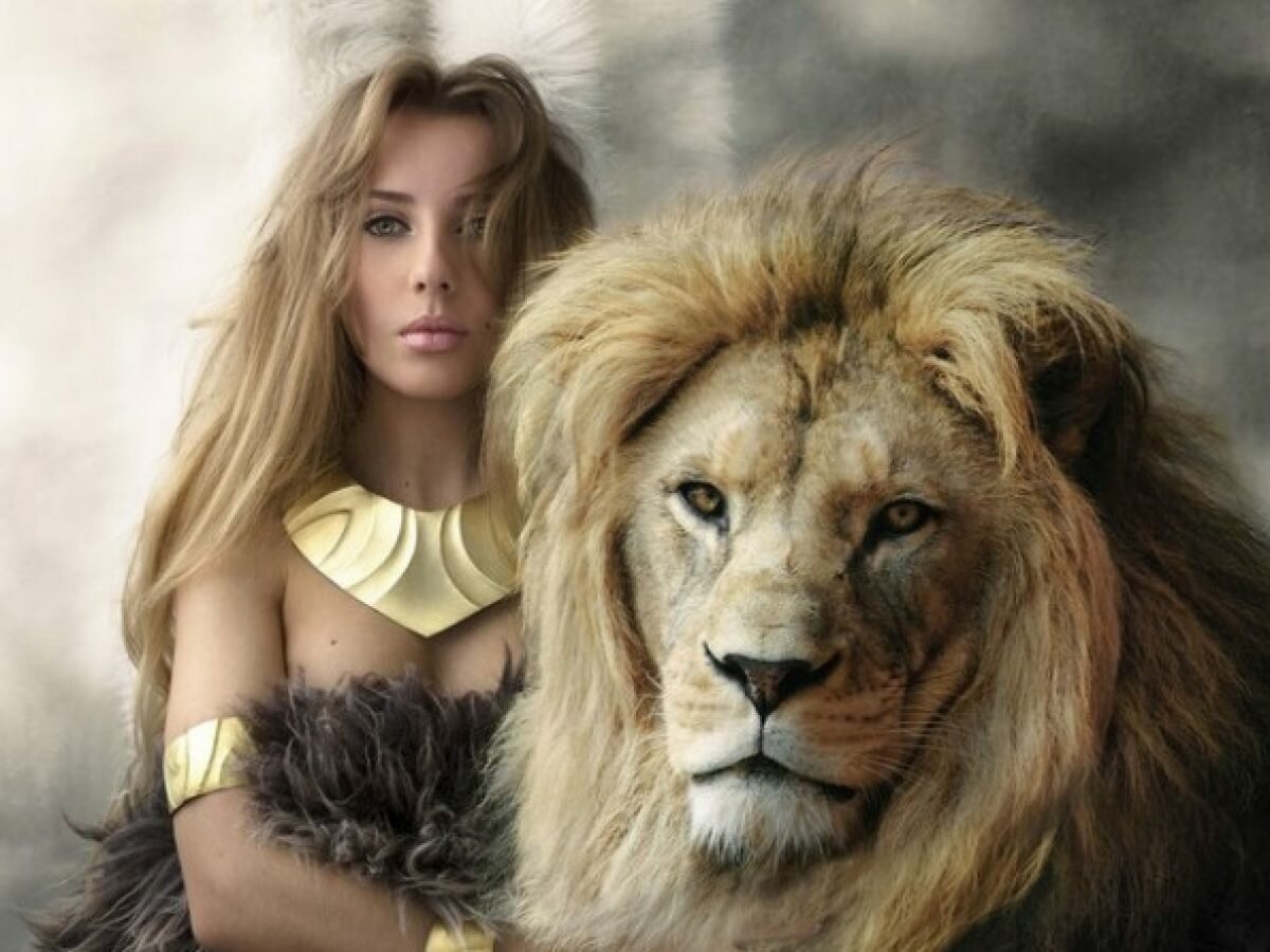 Женщина львица