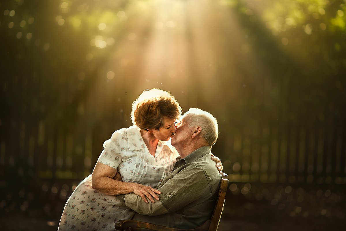 Влюбленные старики