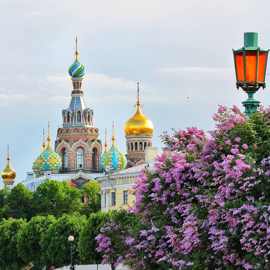 Храм весной в Питере