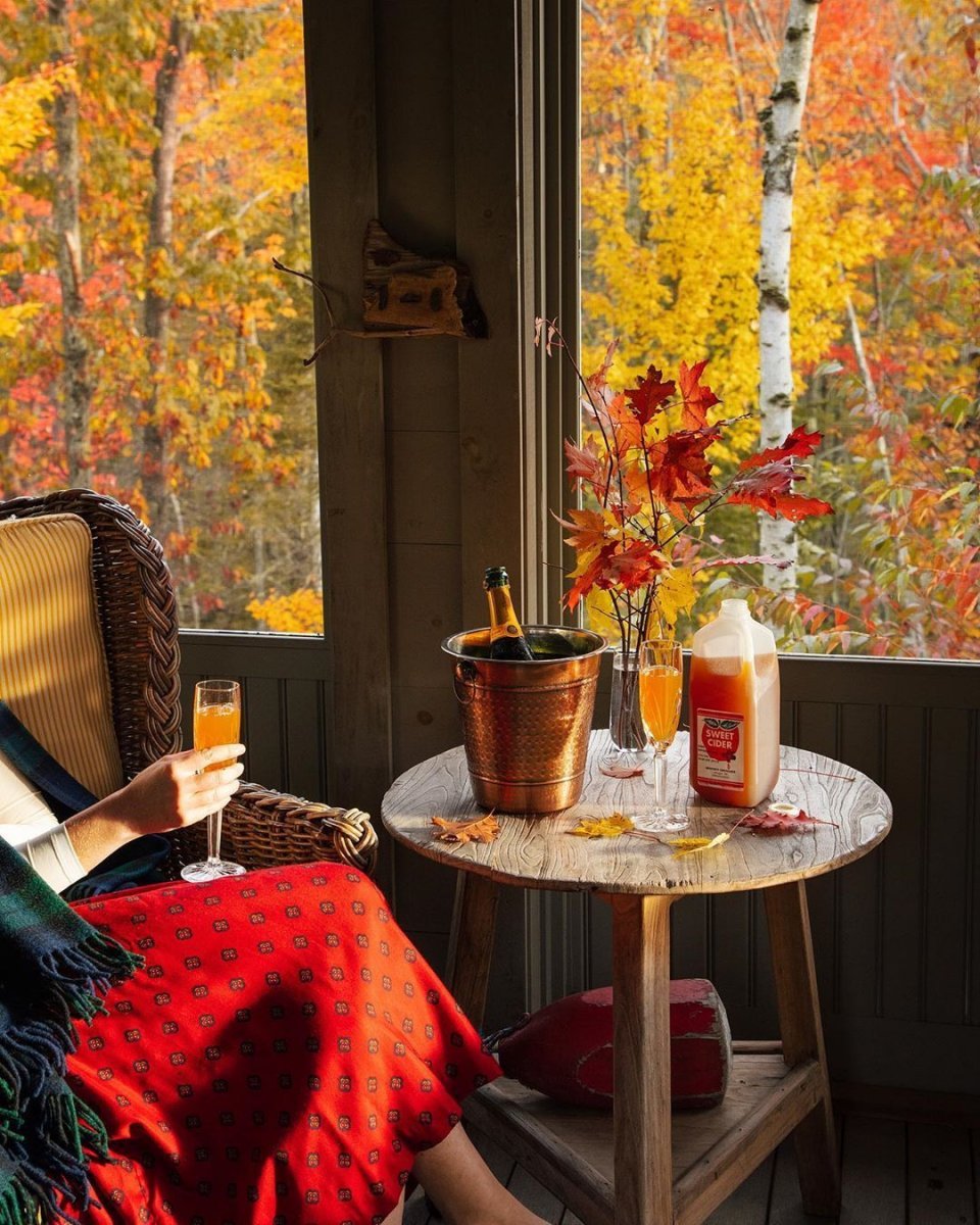 Дождь за окном подоконник