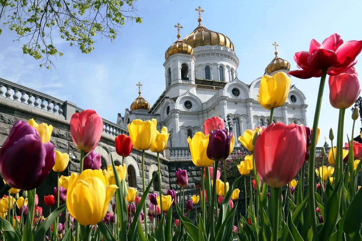 Москва весной