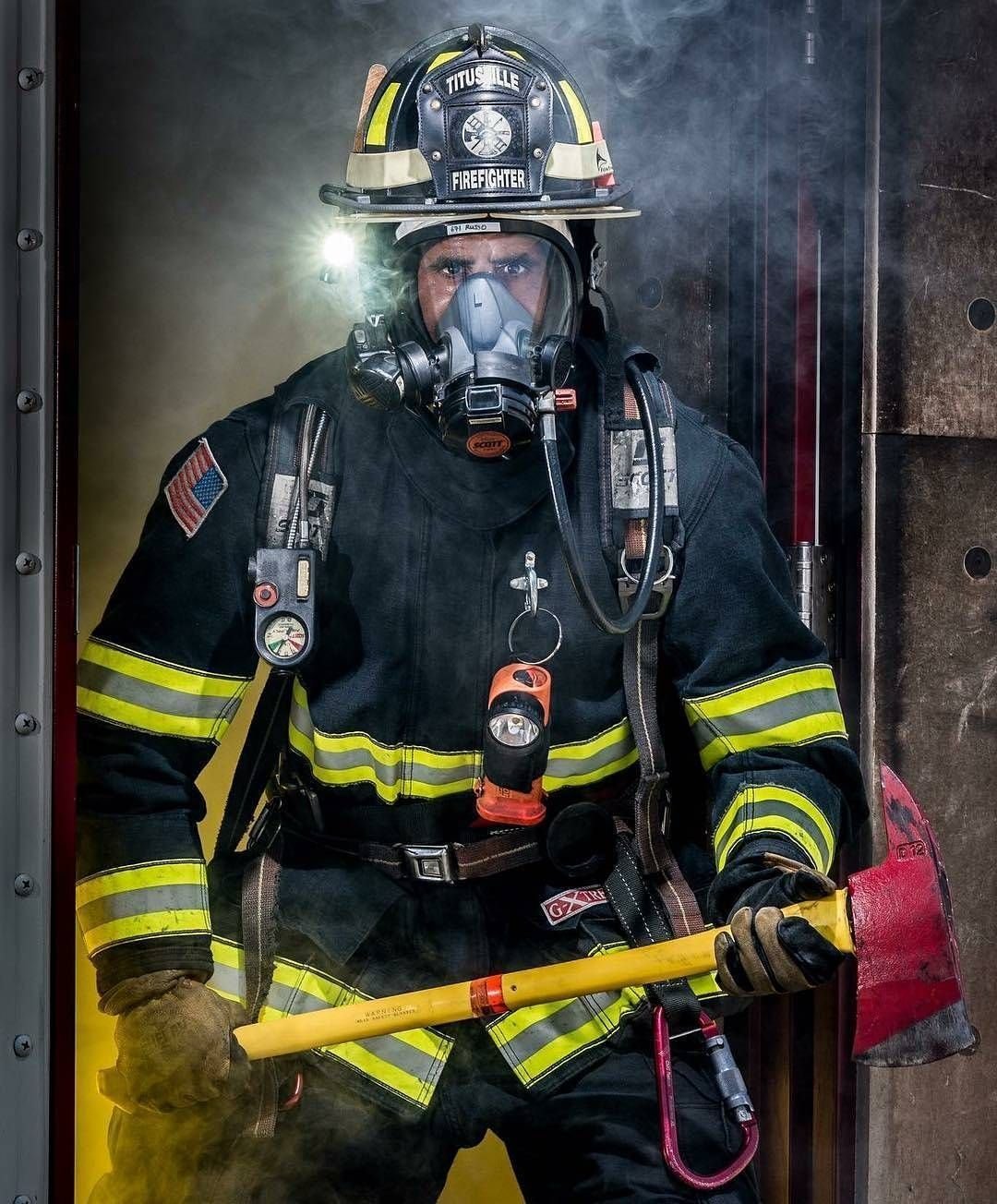 Пожарник картинка